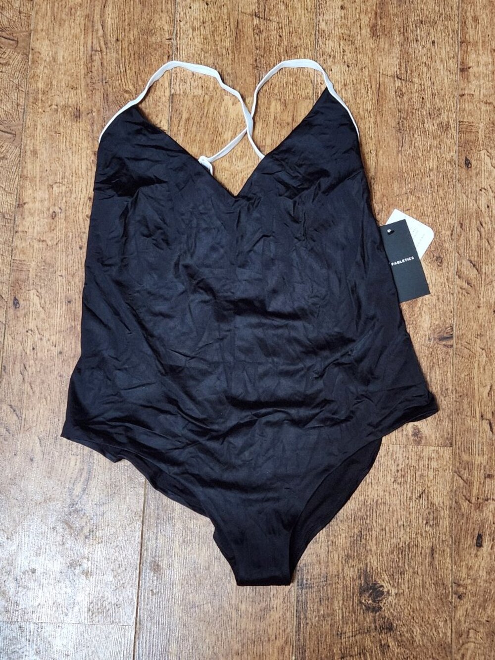 FABLETICS Cross Back One-Piece Swimsuit - 2X - NWT NEW - Picture 4 of 7
